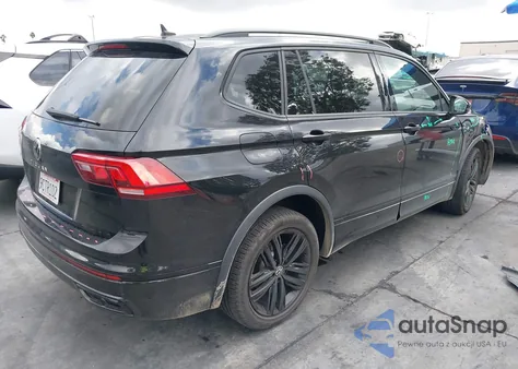 2022 Volkswagen Tiguan 2.0T Se R-Line Black z USA, uszkodzony, nr VIN 3VVCB7AX6NM127675